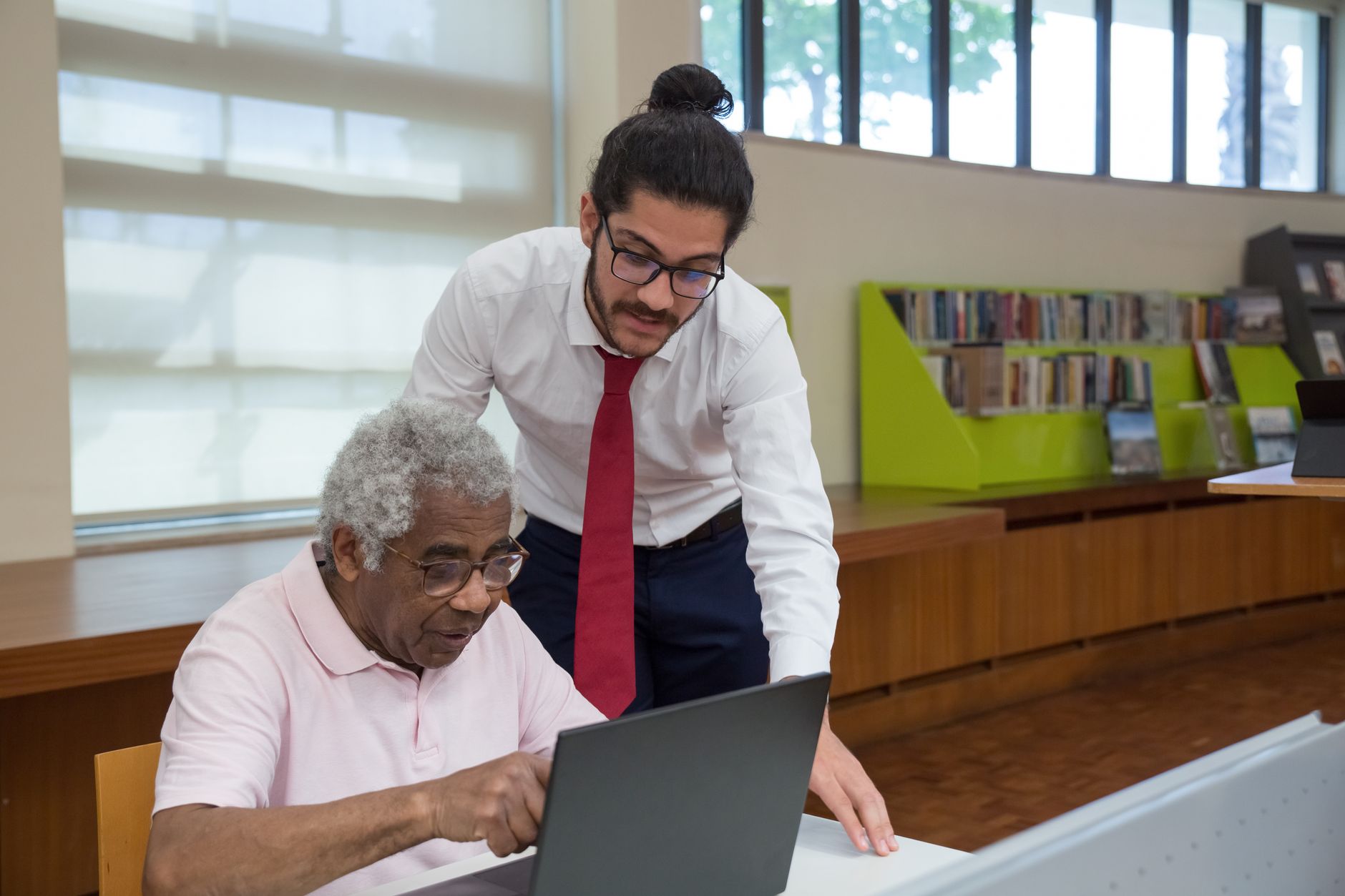 AI Coding Agent vs a Junior Developer: What Differs cover