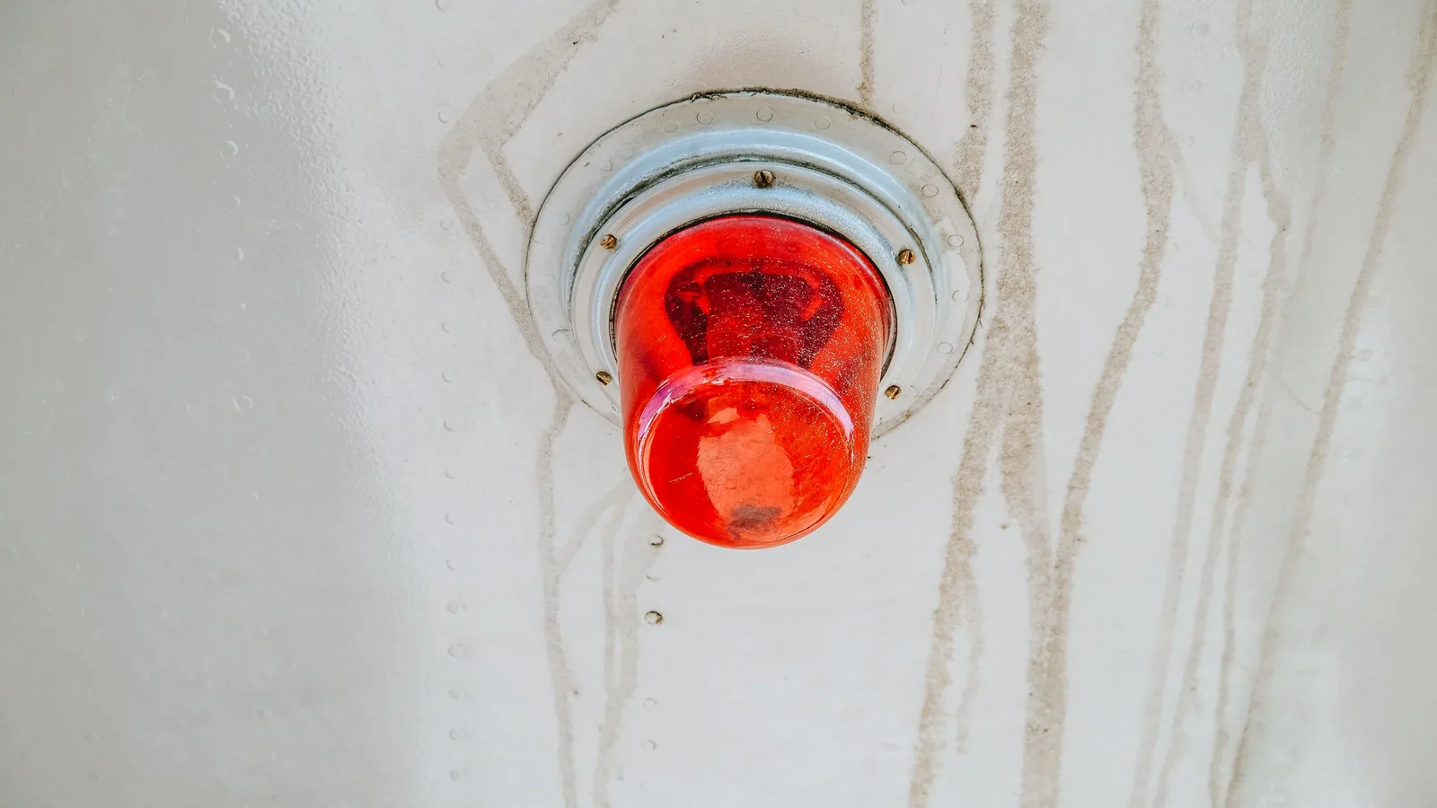 AI Vendor Data Breach: Your First 72 Hours cover