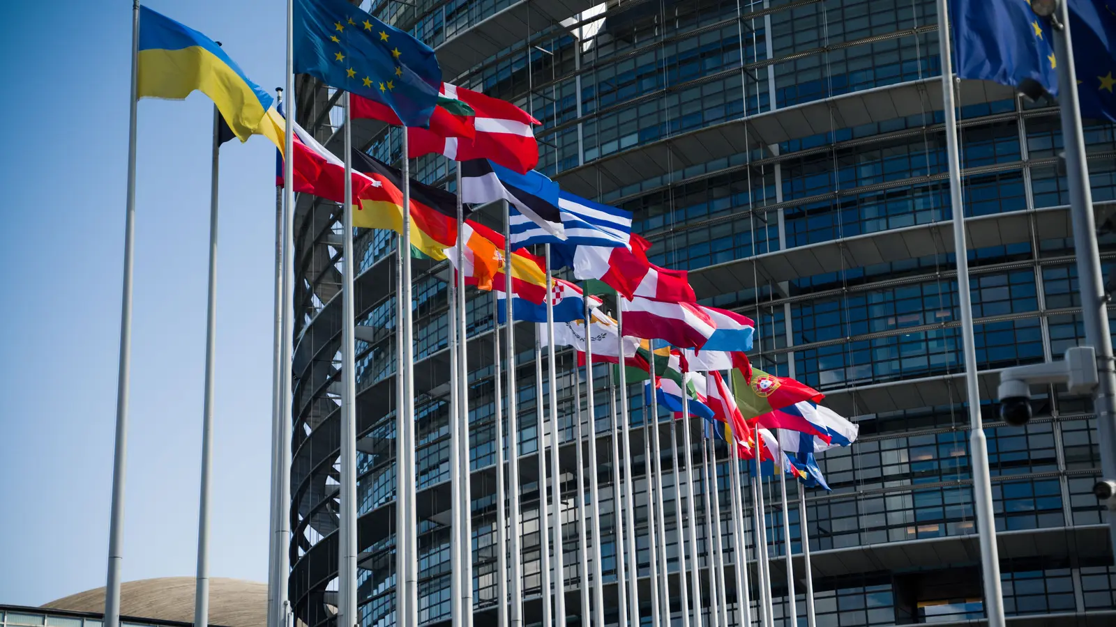 EU AI Act information requests hit OpenAI, Anthropic cover