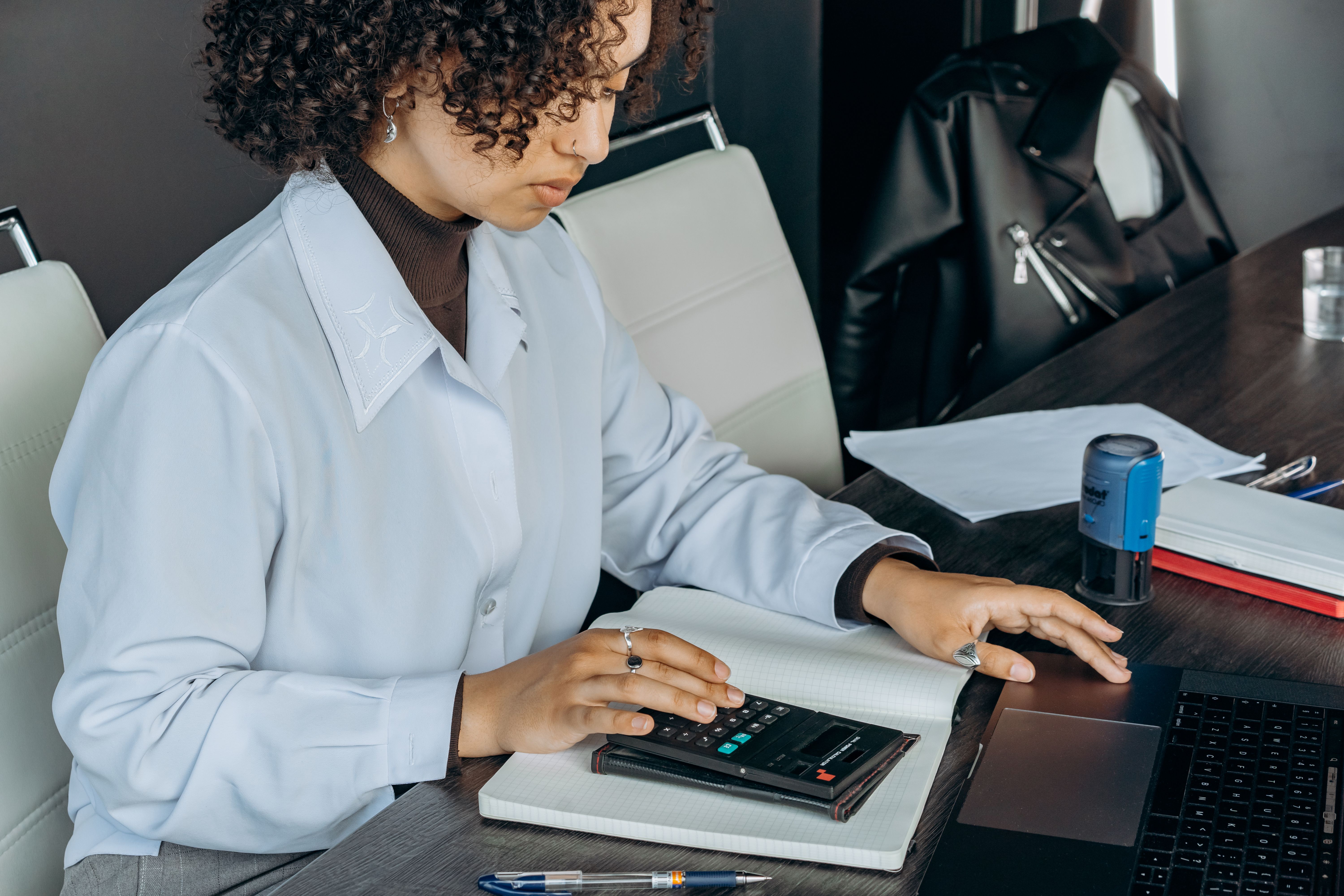 How a Solo Bookkeeper Can Use AI Without Hiring Staff cover
