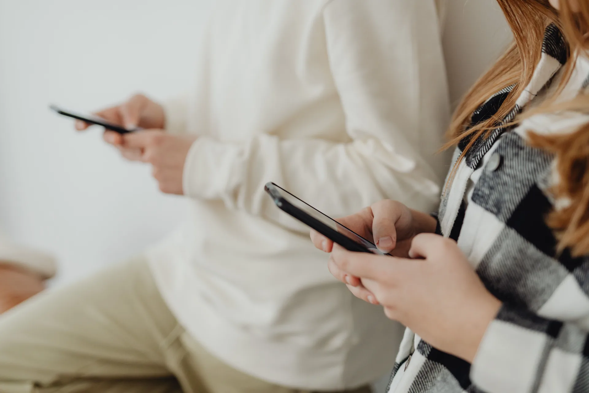 How to Add Real-Time Chat to an AI-Built App cover