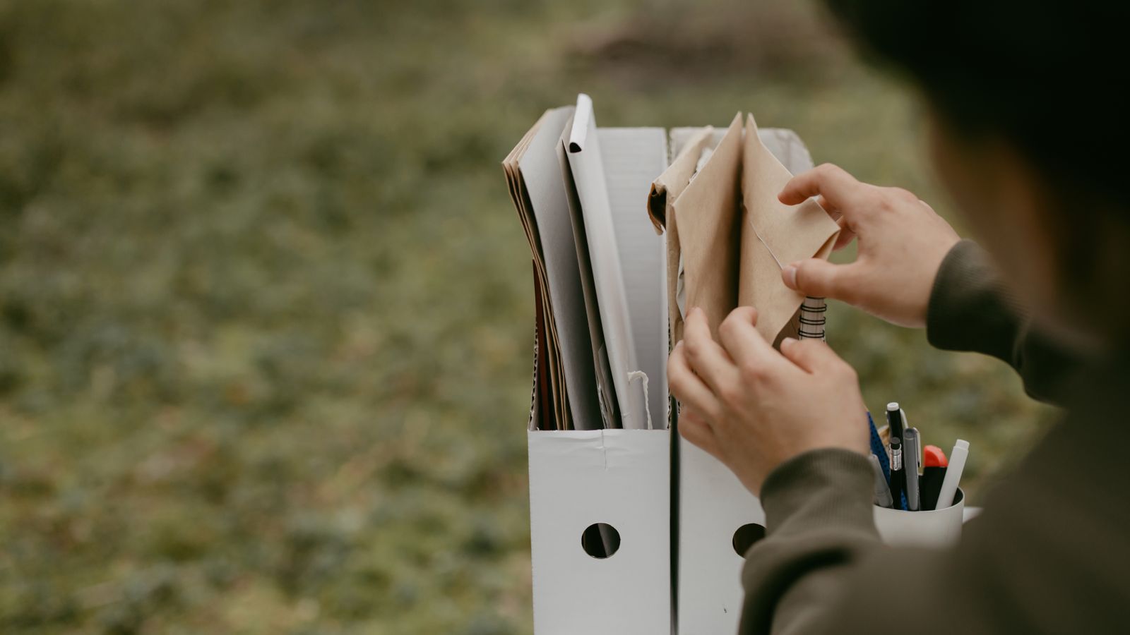 How to Handle Duplicate Records in an AI-Built App cover