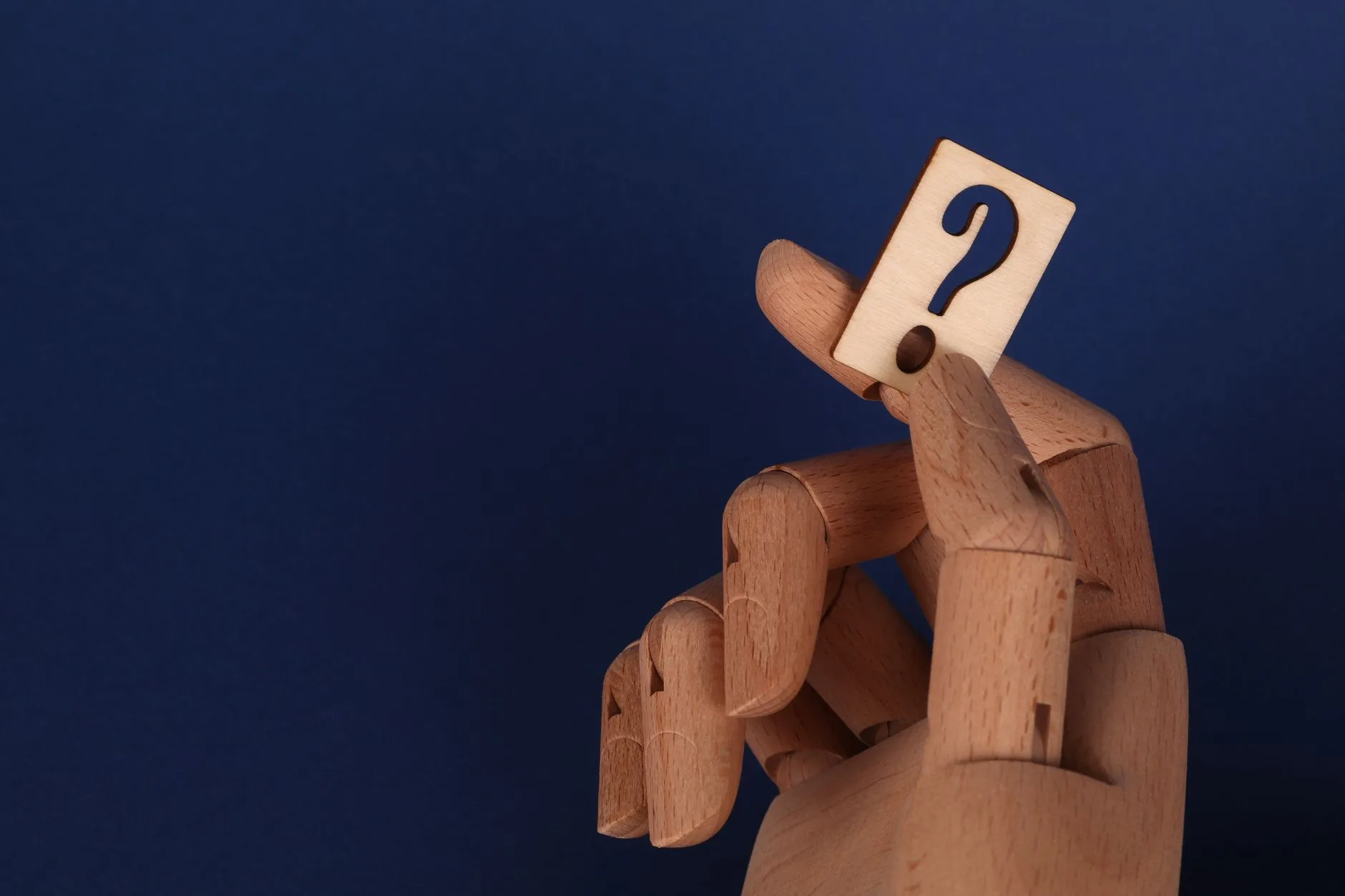 How to Prompt AI to Avoid Making Assumptions cover