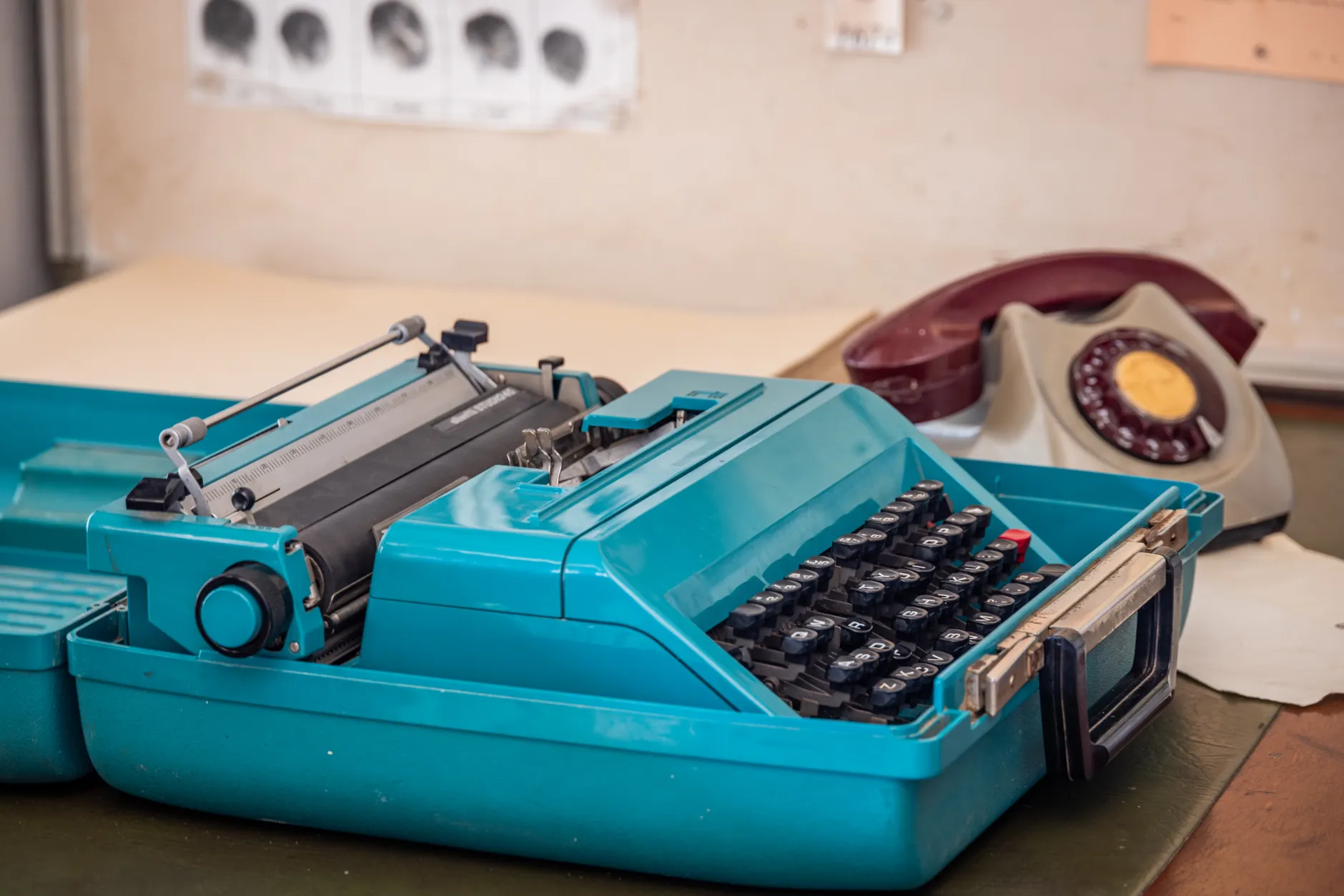 How to Prompt AI to Write a Deprecation Notice cover