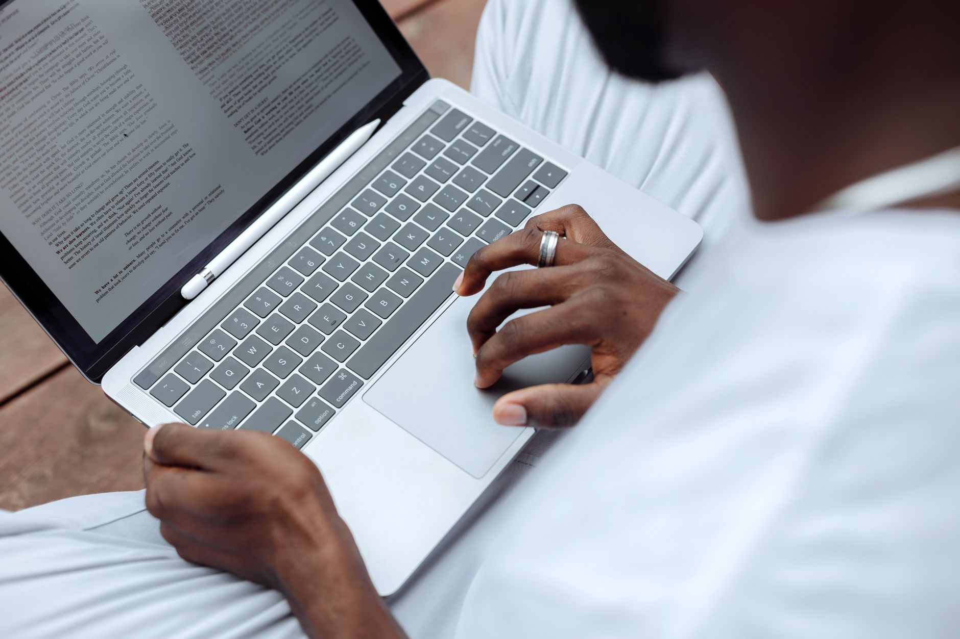 How to Prompt AI to Write a User Manual cover