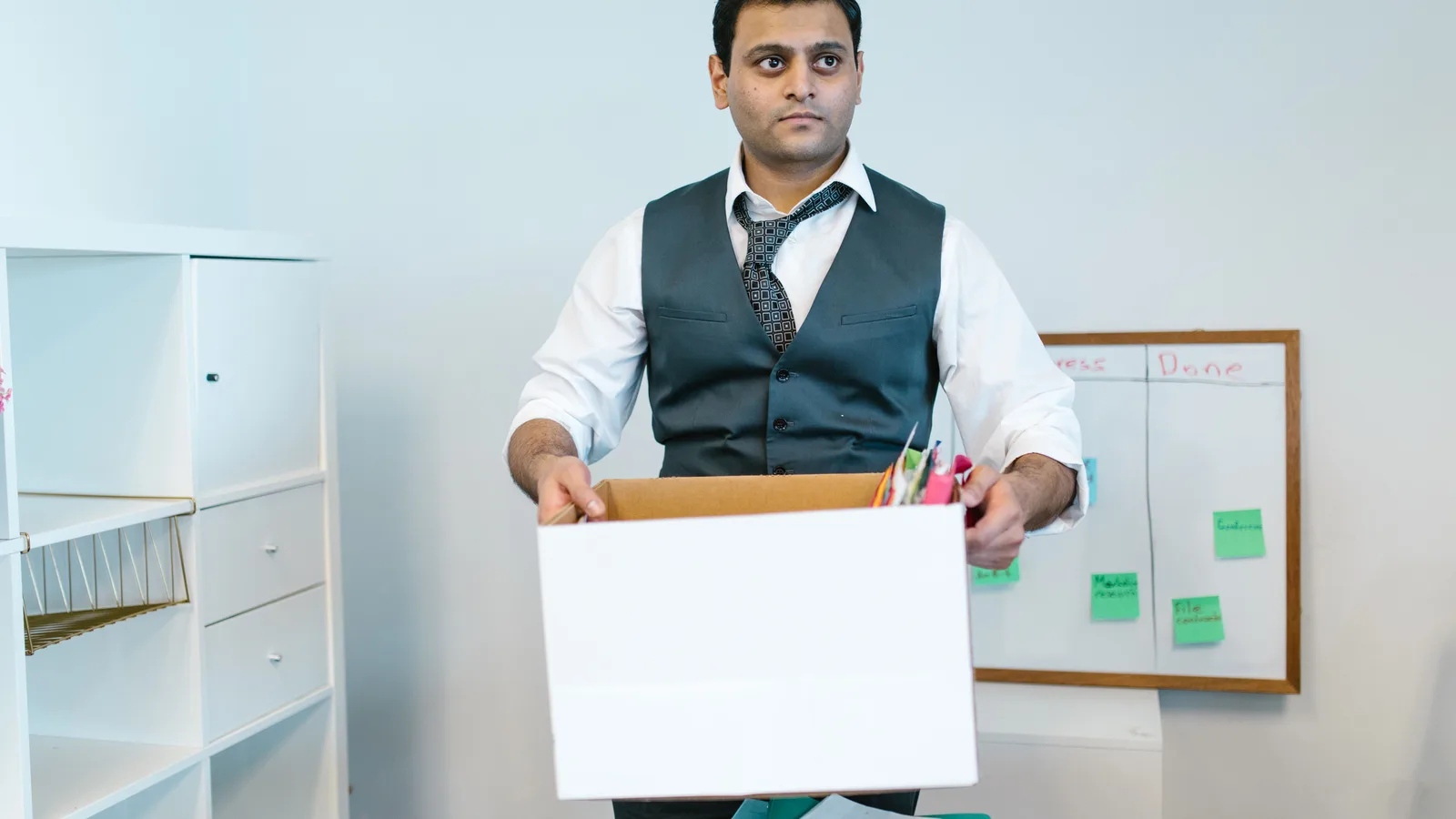 How to Use AI to Reduce Employee Turnover cover