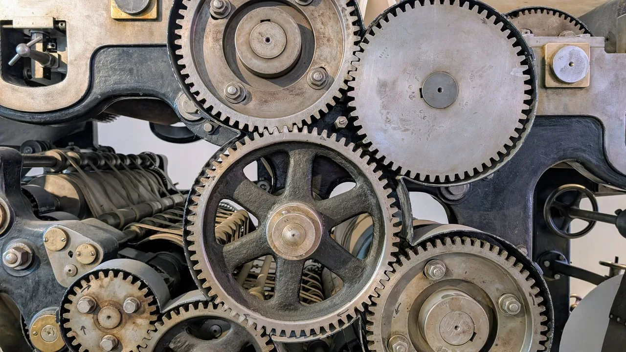 How to Use AI to Refactor Legacy Code cover