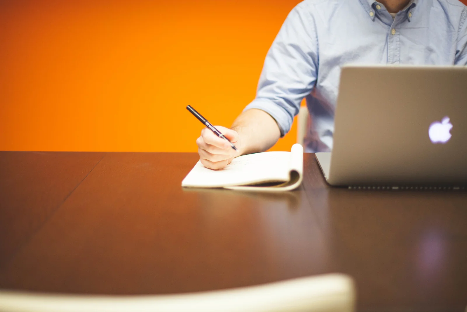 How to Validate a Startup Idea With AI cover