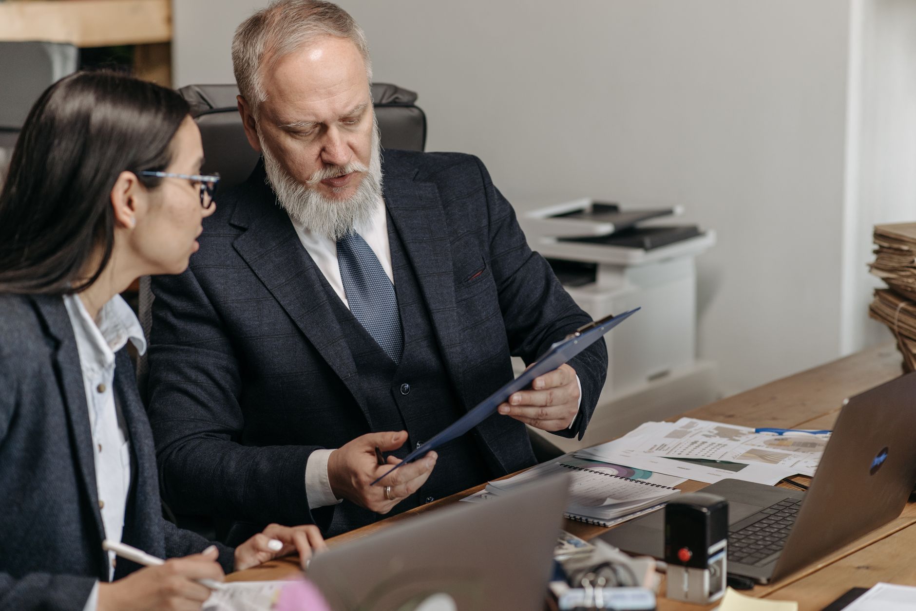 Is It Safe to Use AI for HR Advice? cover