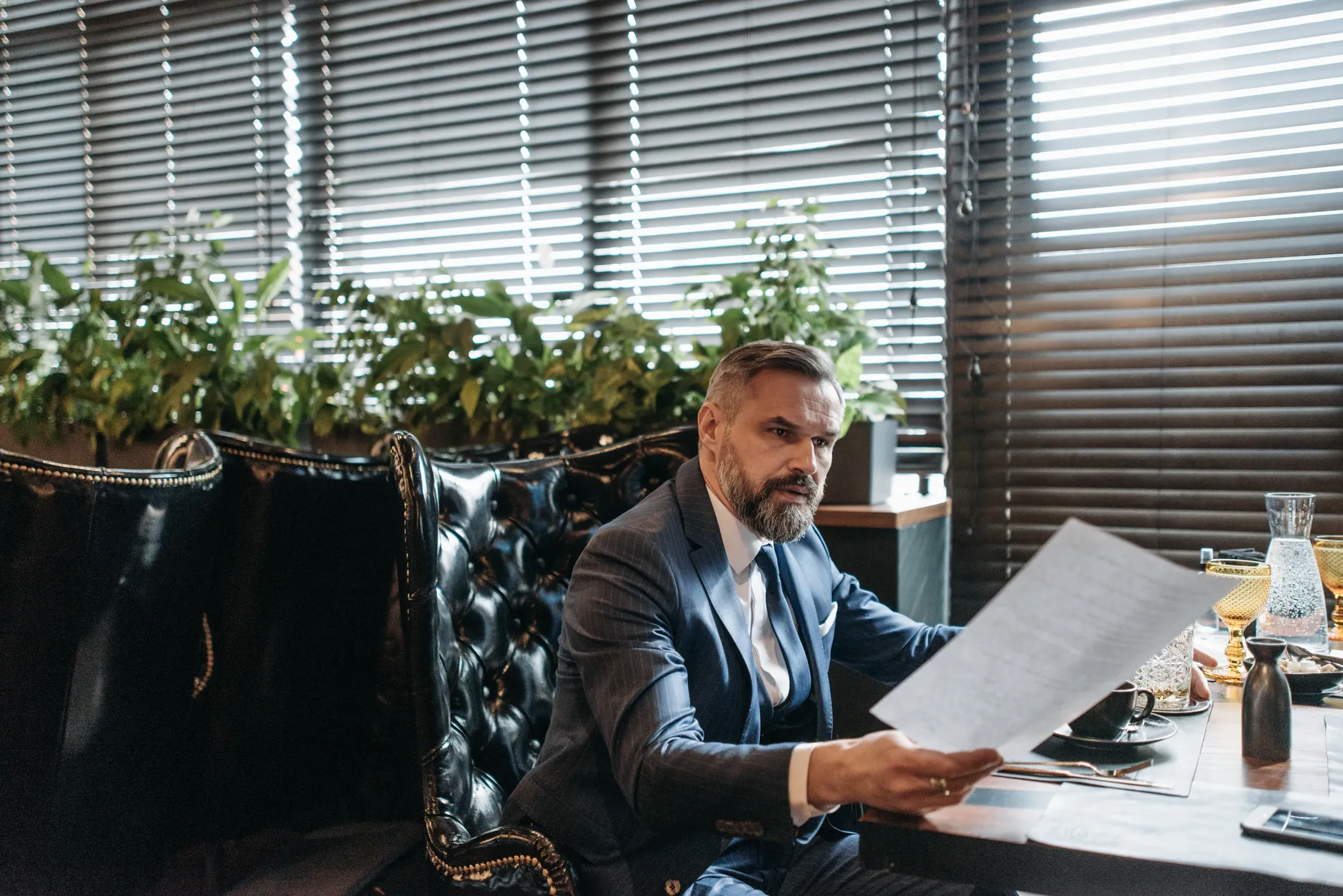 How to Prompt AI to Simplify Legal Jargon in a Lease cover