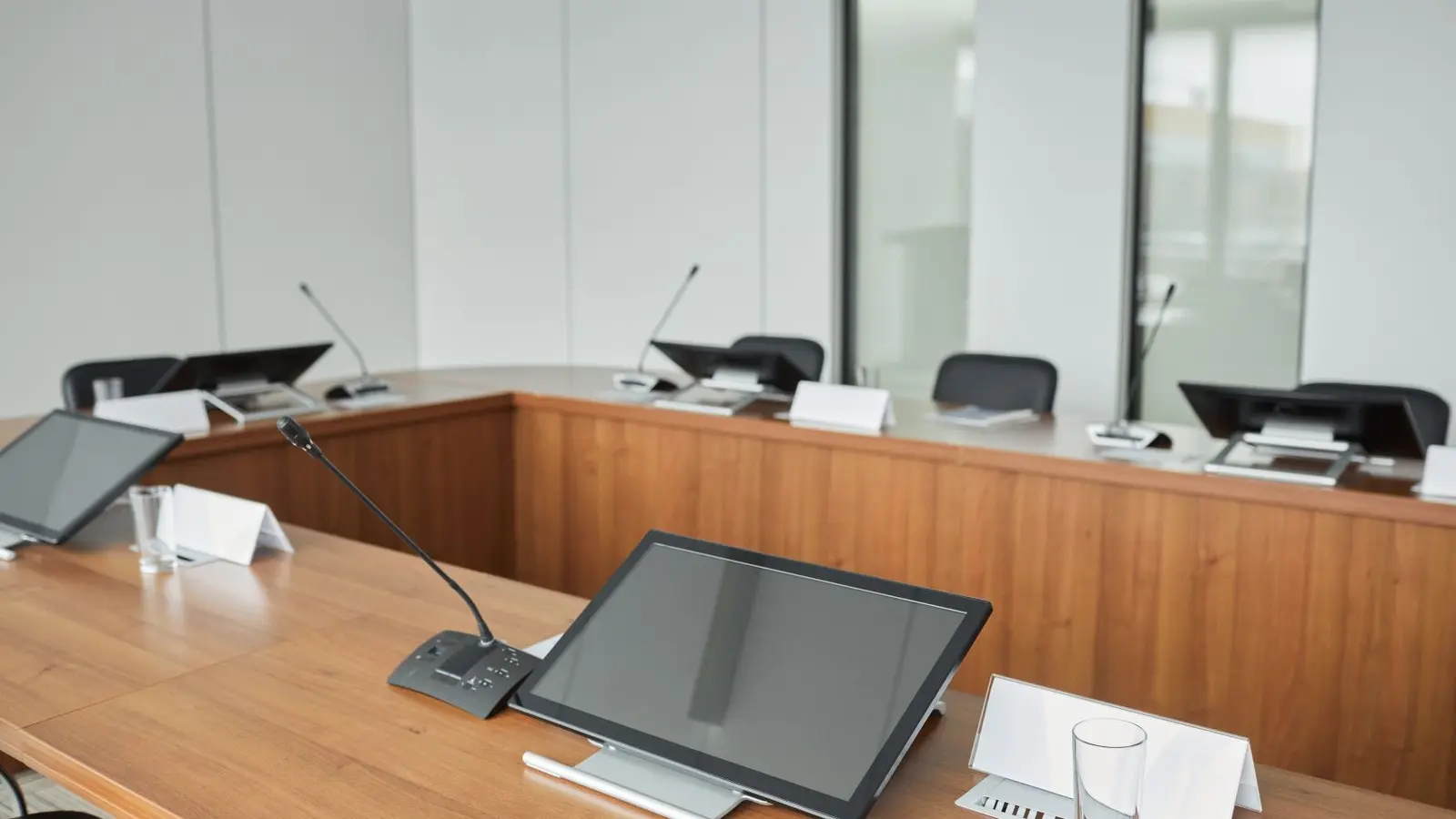 The Voluntary AI Safety Accord: What It Changes cover