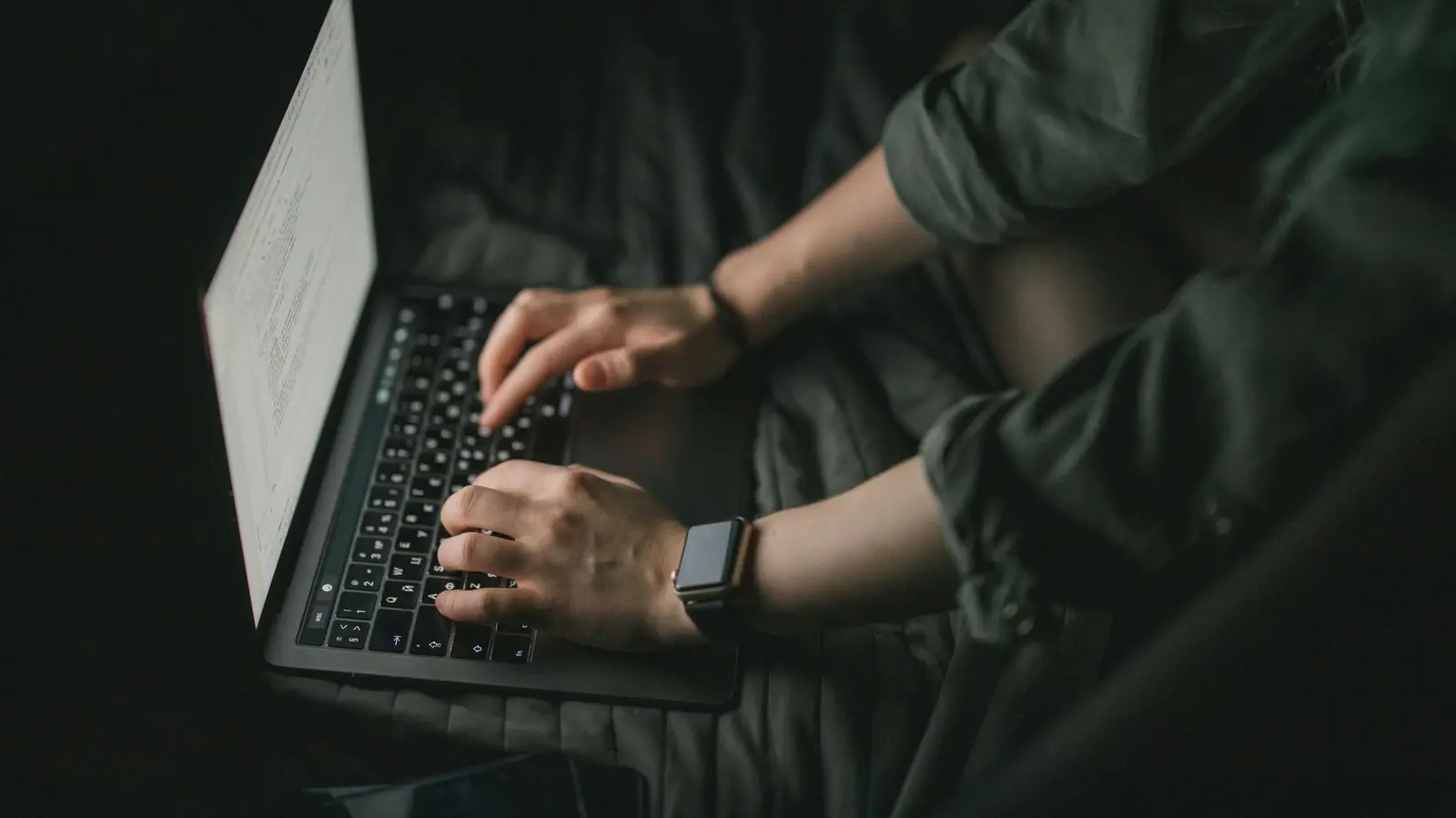 What Is a ClickFix Attack? How the Paste Trick Works cover