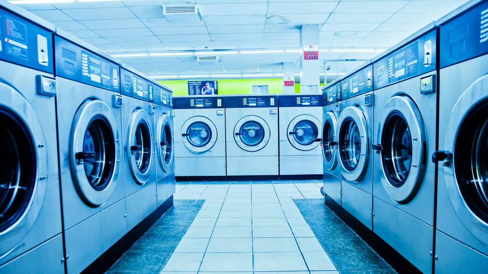 What Is Batch Inference and When Is It Cheaper? cover